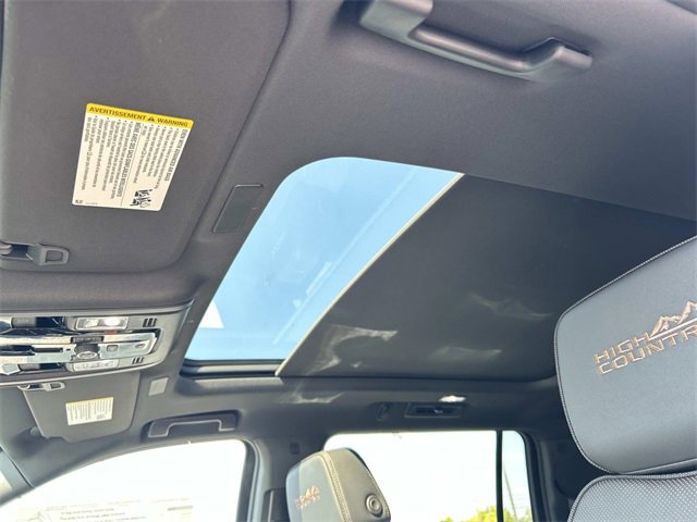 2026 Chevrolet Suburban High Country photo 24