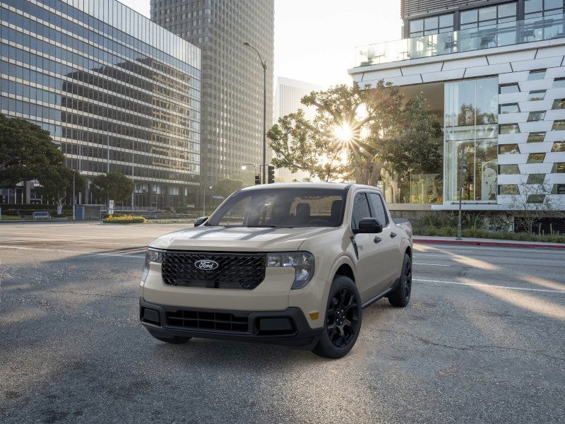 2025 Ford Maverick XLT photo 3