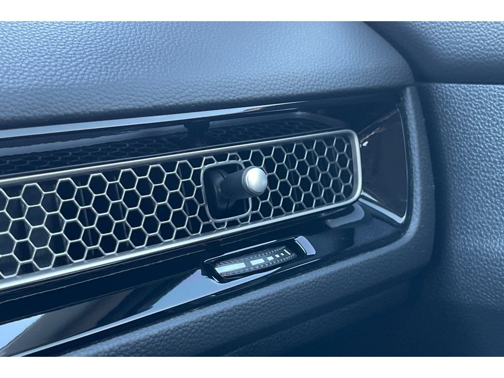 2023 Honda Civic Touring photo 28
