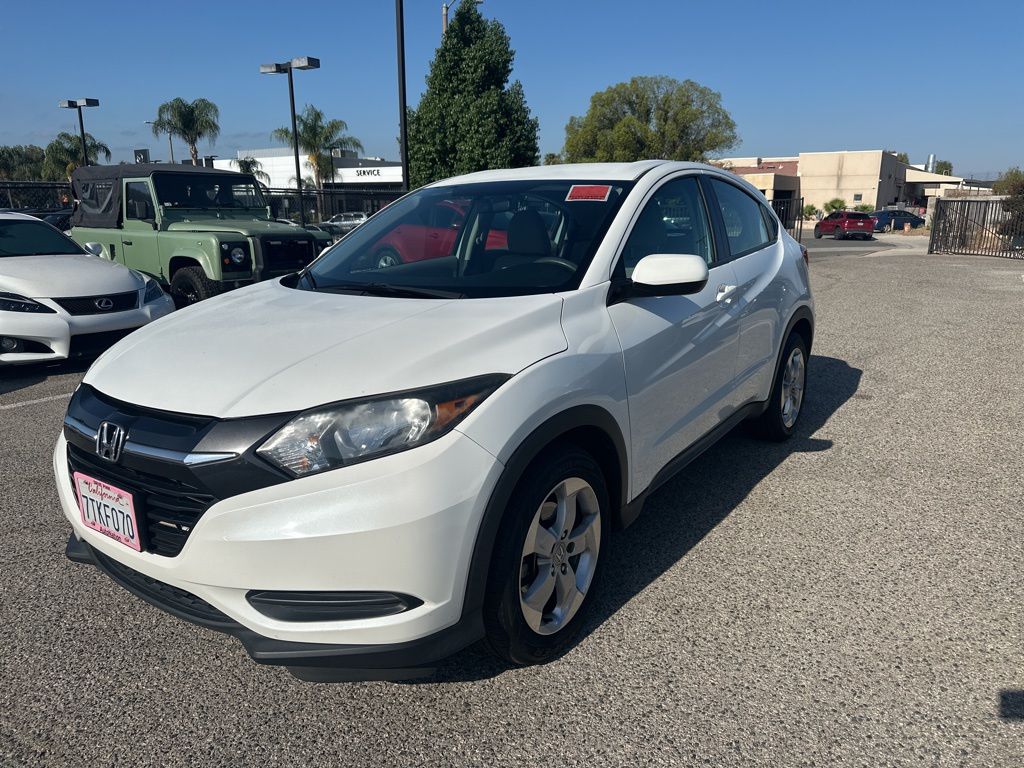 2016 Honda HR-V LX photo 3