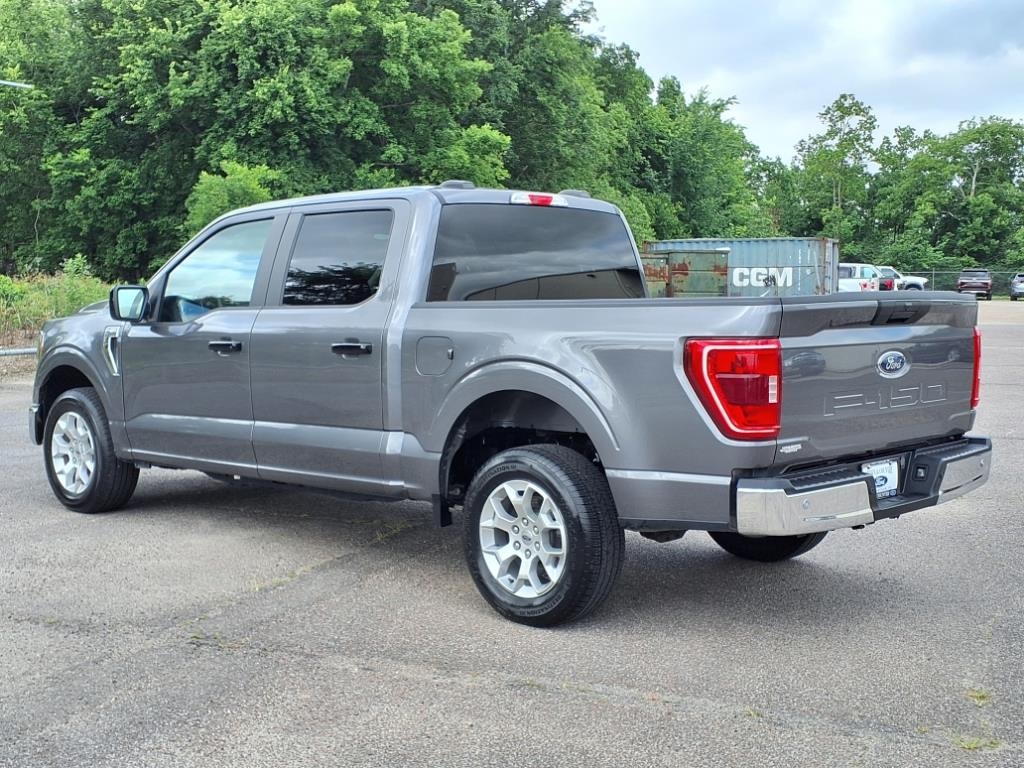 2023 Ford F-150 XLT photo 2