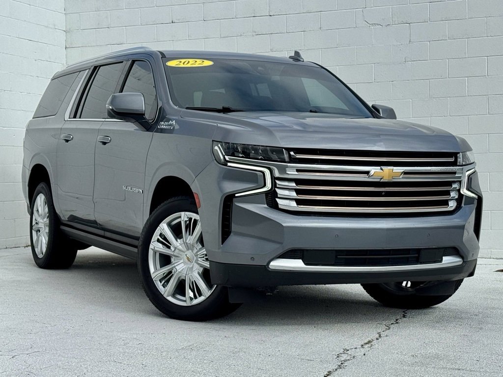 2022 Chevrolet Suburban High Country photo 2