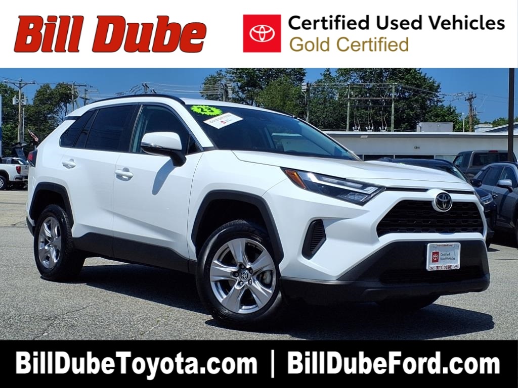 Certified Used 2023  Toyota XLE image 1
