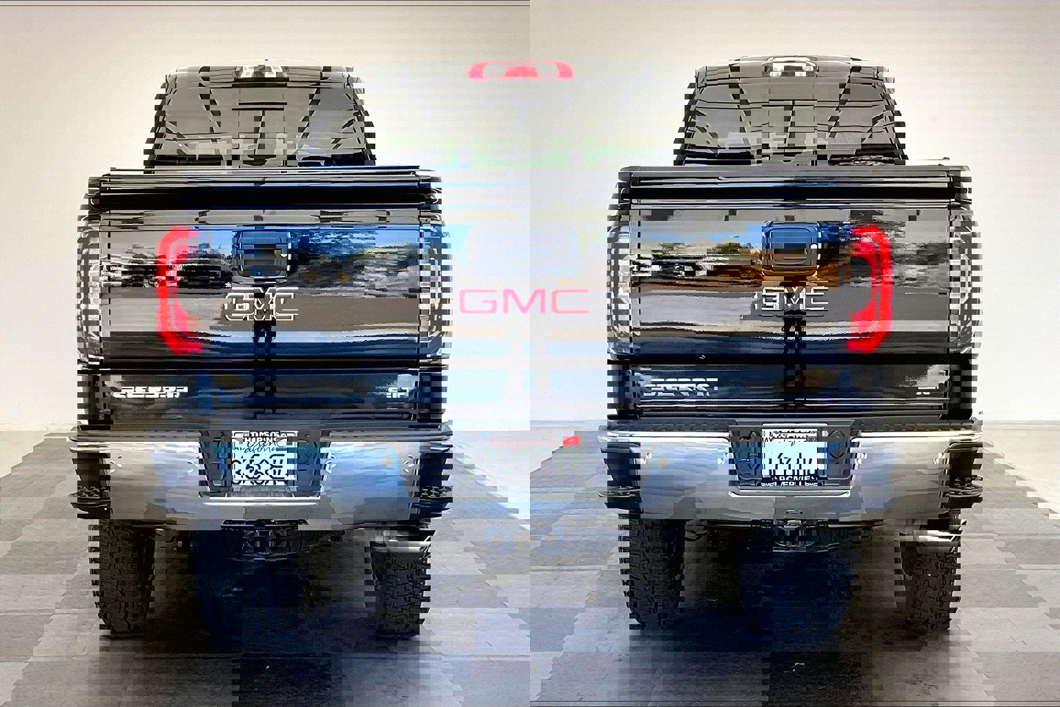 2018 Gmc Sierra 1500 SLT photo 3