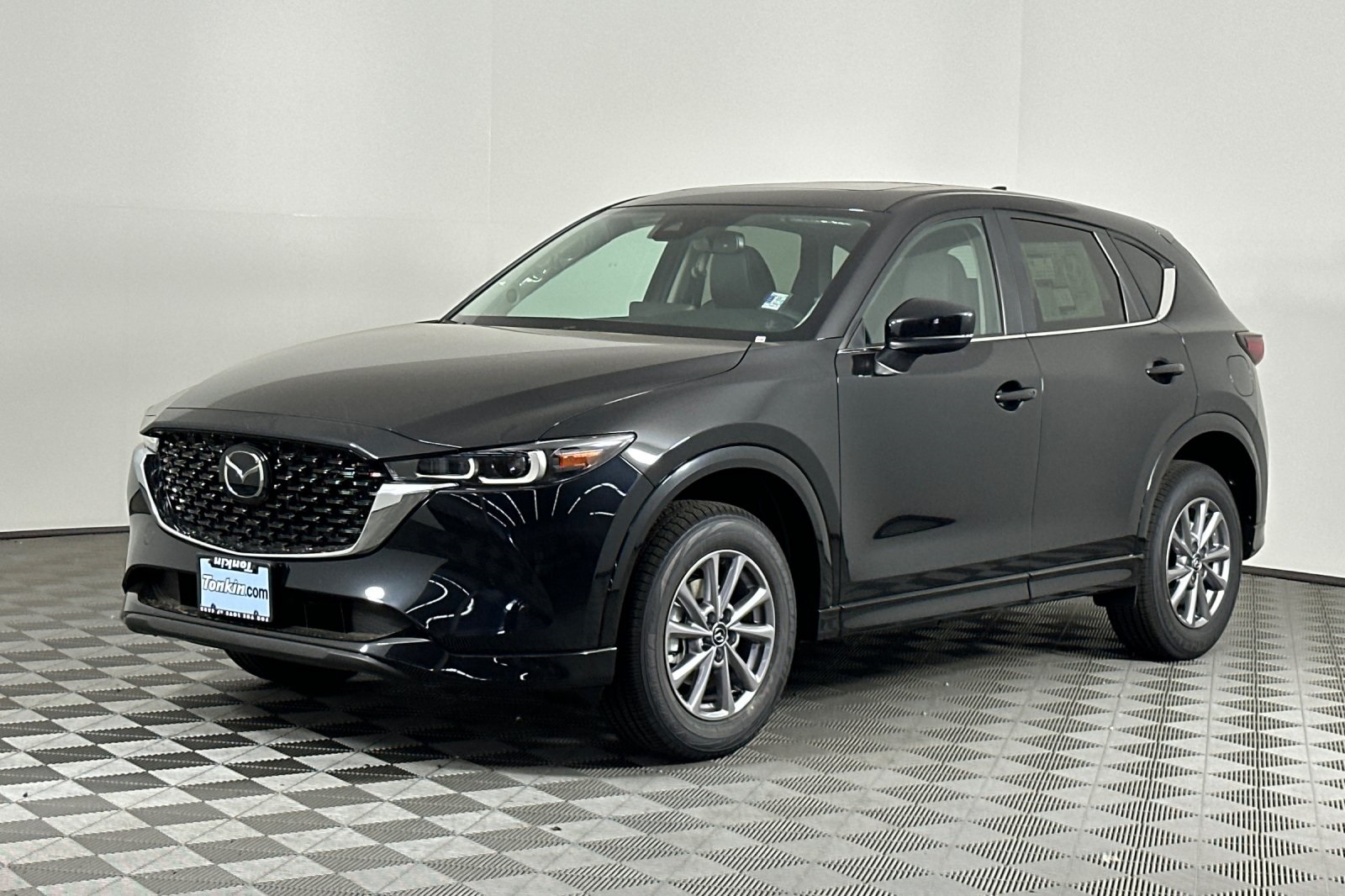 2025 Mazda CX-5 2.5 S Preferred photo 8