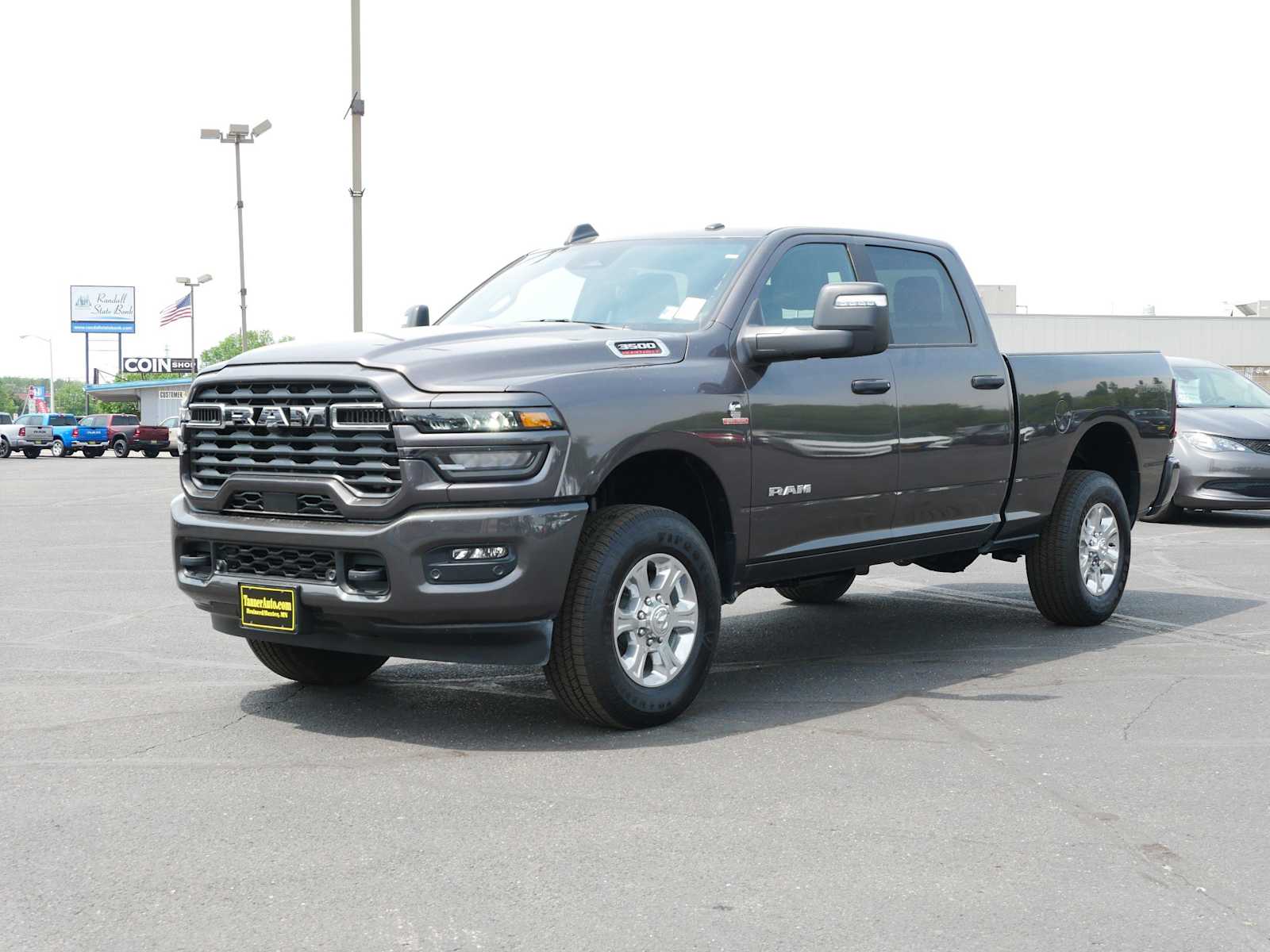 2025 Ram 3500 Big Horn photo 3