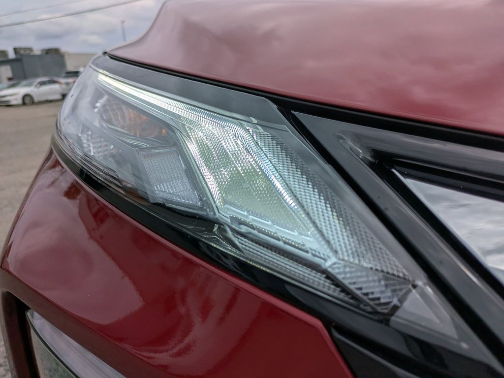 2026 Nissan Rogue S photo 8