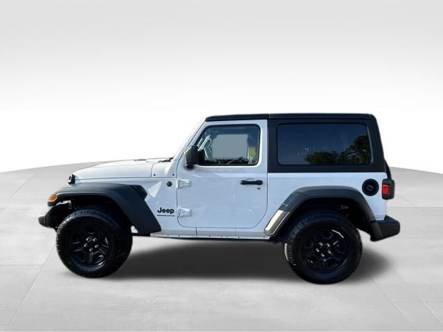 2025 Jeep Wrangler Sport photo 7