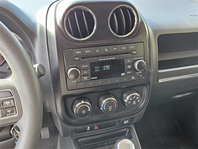 2016 Jeep Patriot Sport photo 19