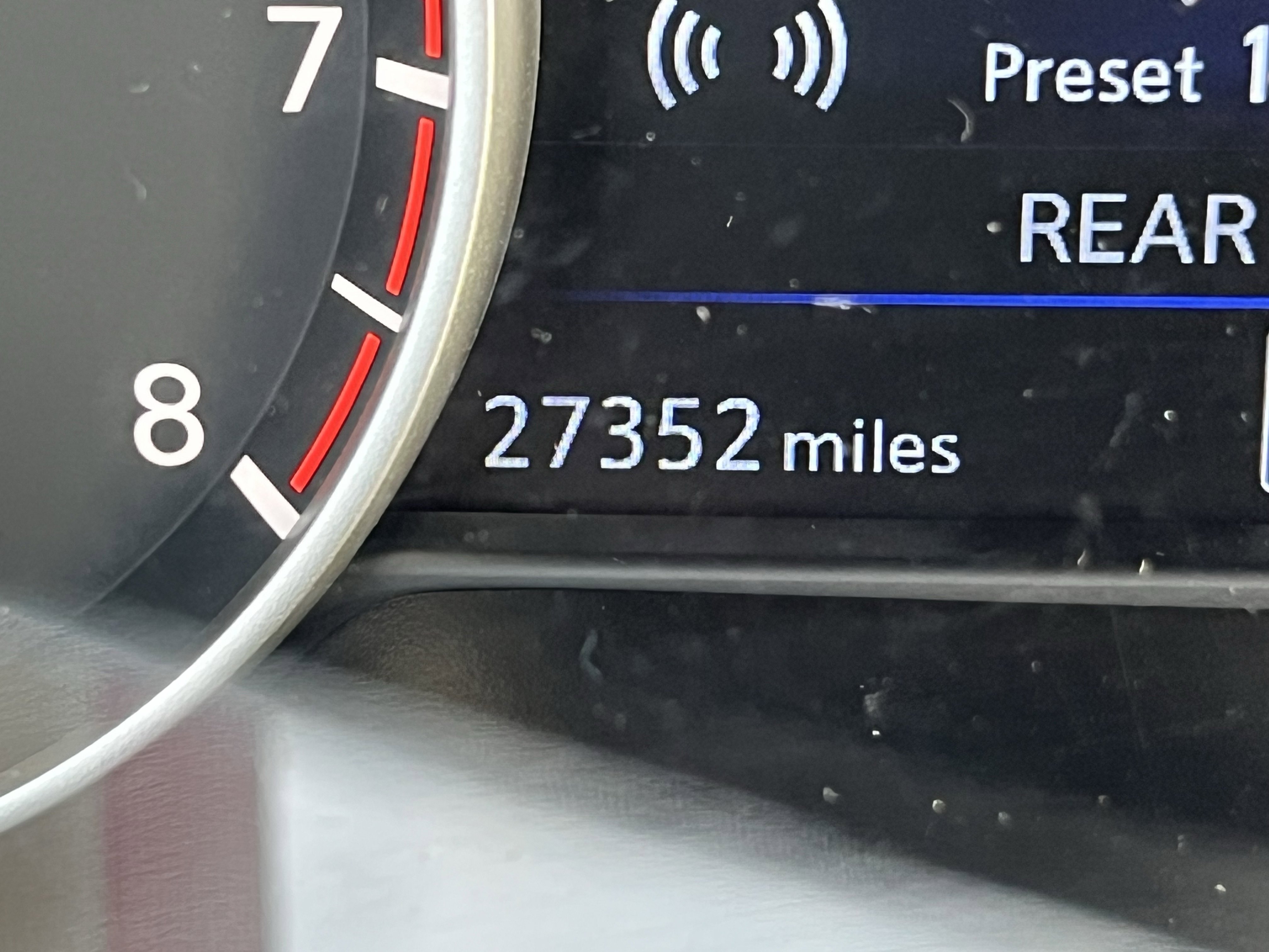 2024 Nissan Murano SL photo 2