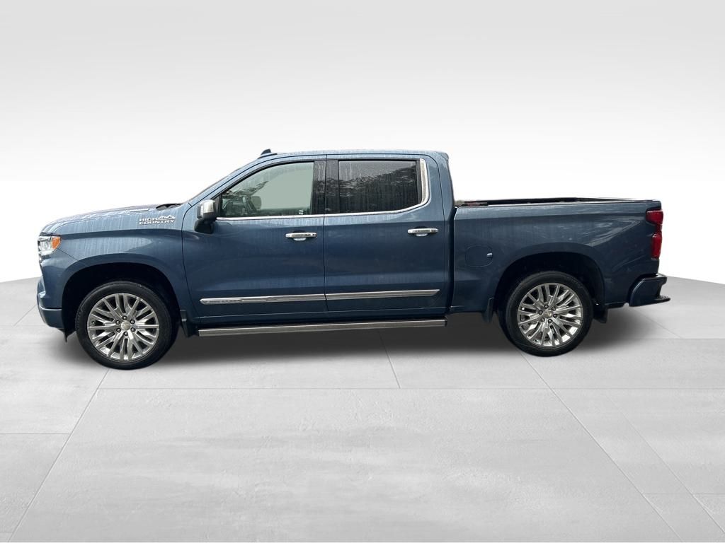 2024 Chevrolet Silverado 1500 High Country photo 2