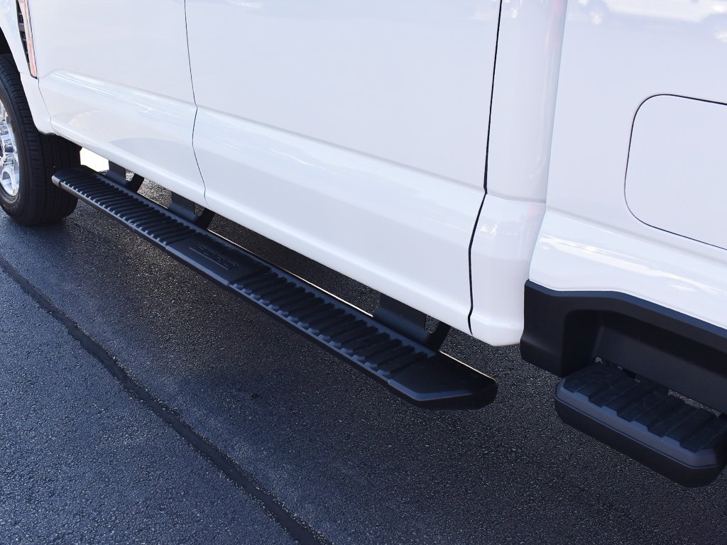 2026 Ford F-250 XLT photo 13