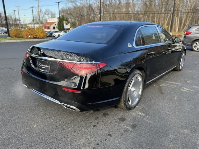 2024 Mercedes Benz S Maybach 680 4MATIC photo 2