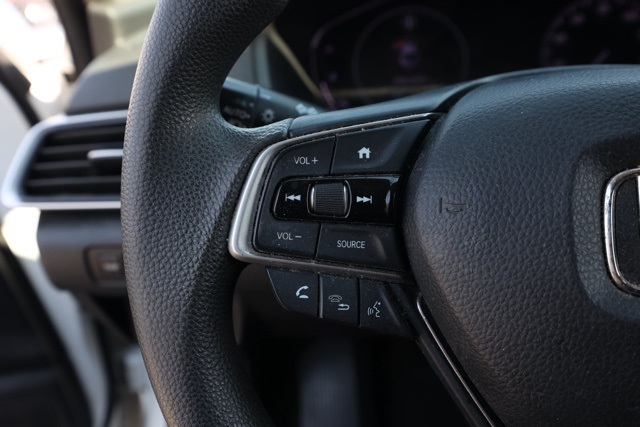 2020 Honda Accord LX photo 23