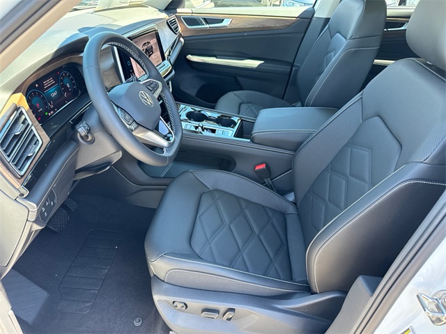 2026 Volkswagen Atlas SE Technology photo 25
