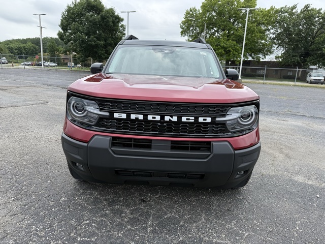 2025 Ford Bronco Sport Outer Banks photo 3
