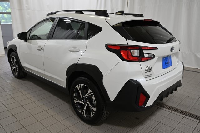 2024 Subaru Crosstrek Premium photo 4