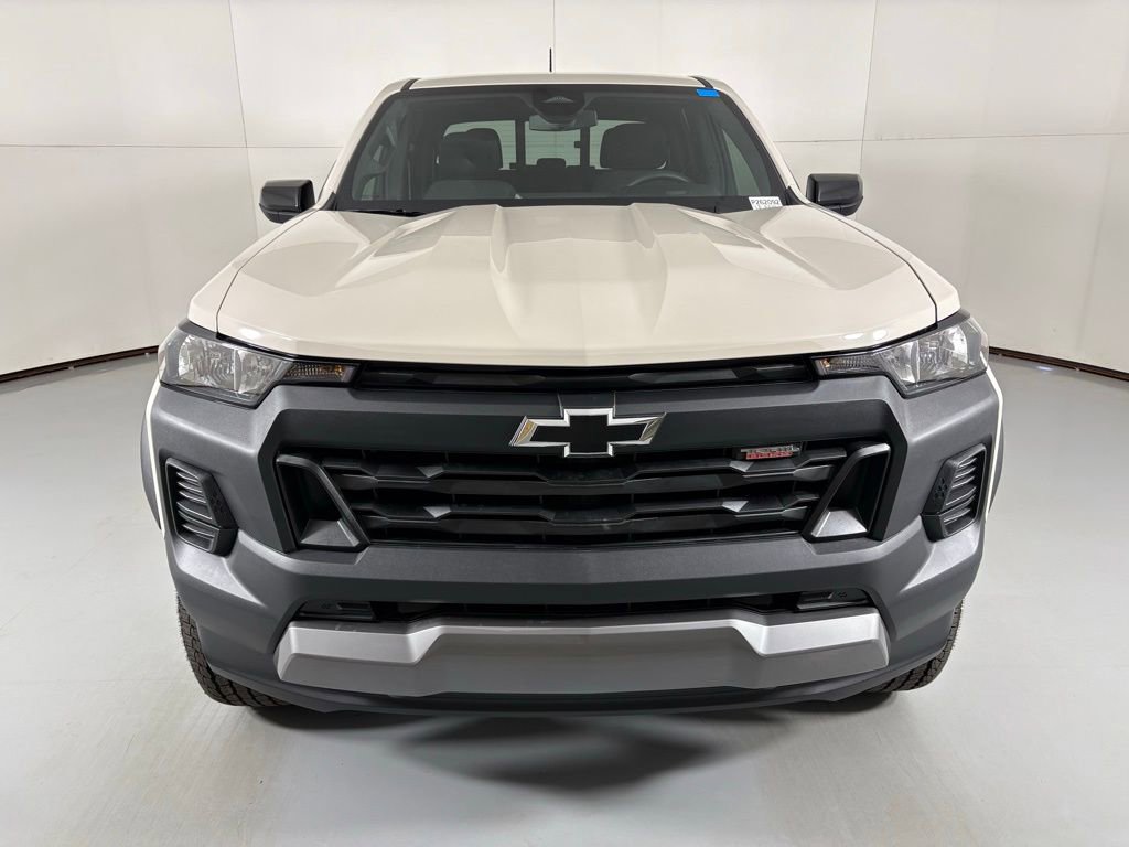 2026 Chevrolet Colorado Trail Boss photo 4