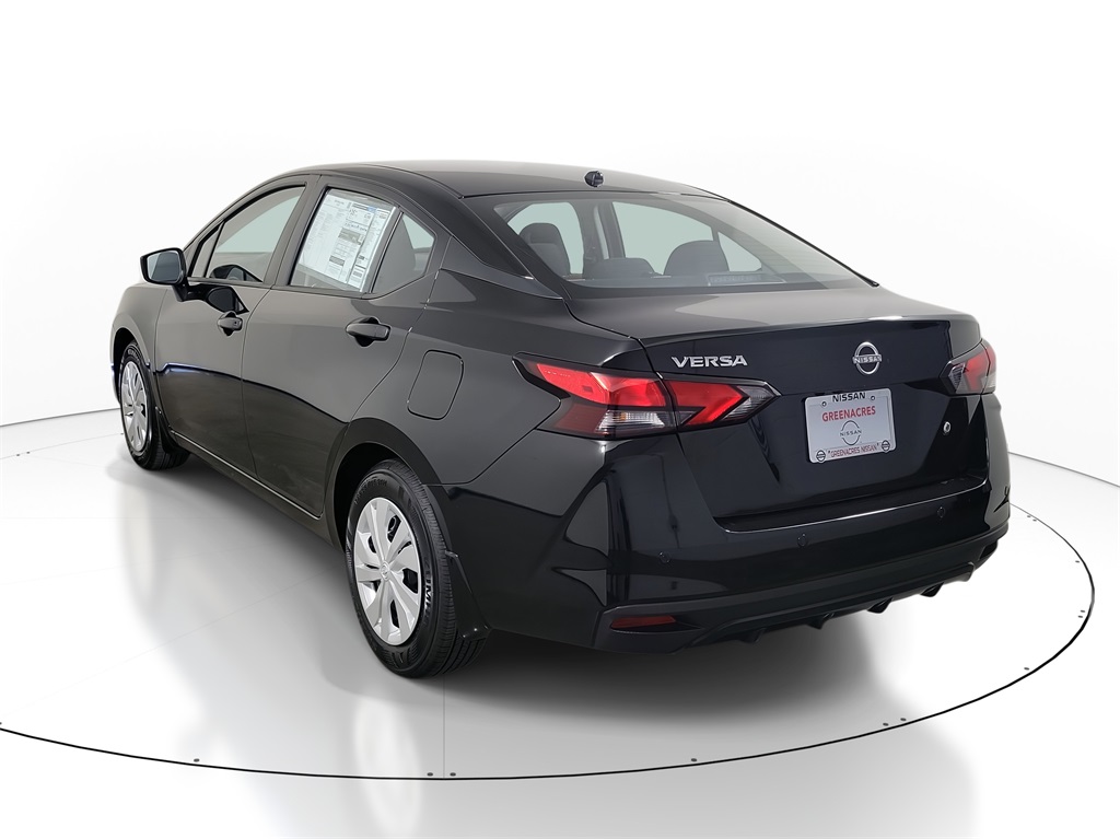 2025 Nissan Versa 1.6 S photo 4