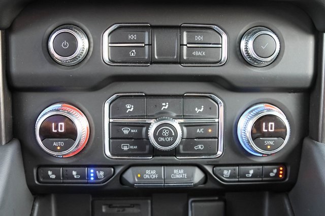 Used 2021 Black GMC AT4 image 34
