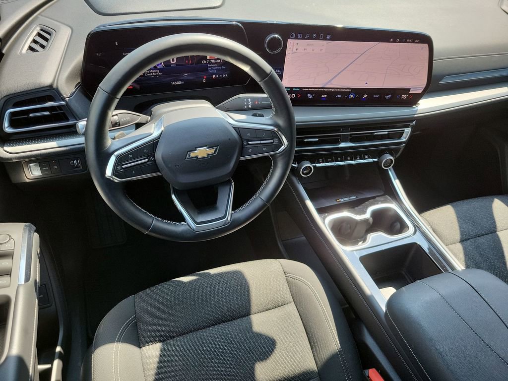 2025 Chevrolet Traverse photo 20