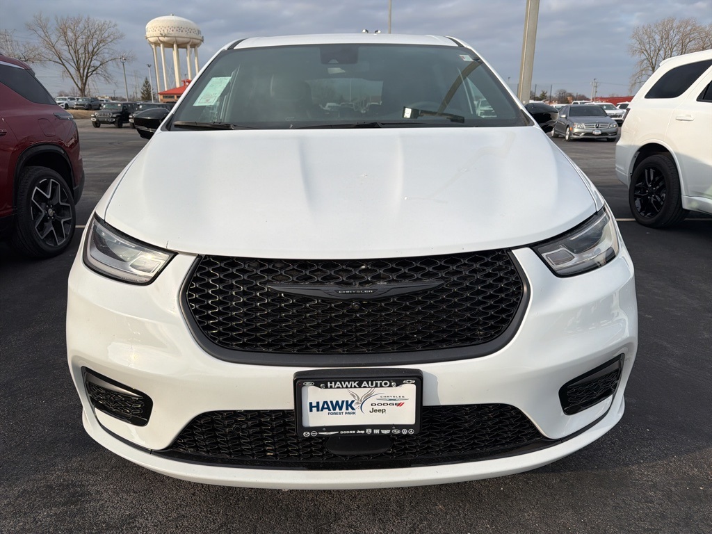 2024 CHRYSLER PACIFICA - Image 2