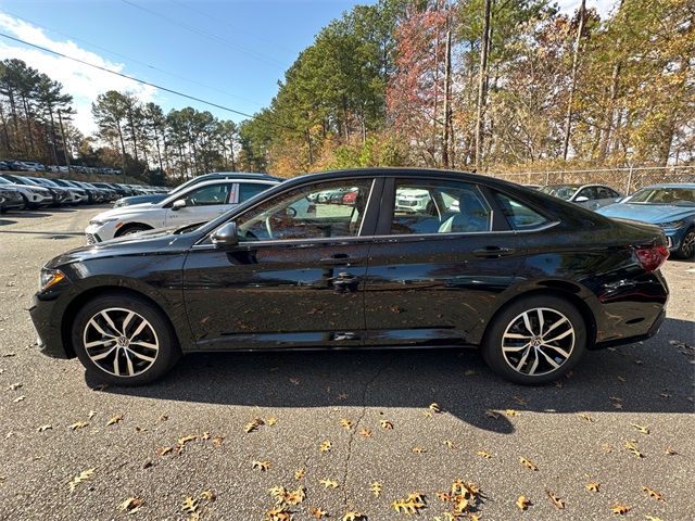 2026 Volkswagen Jetta 1.5T SE photo 4