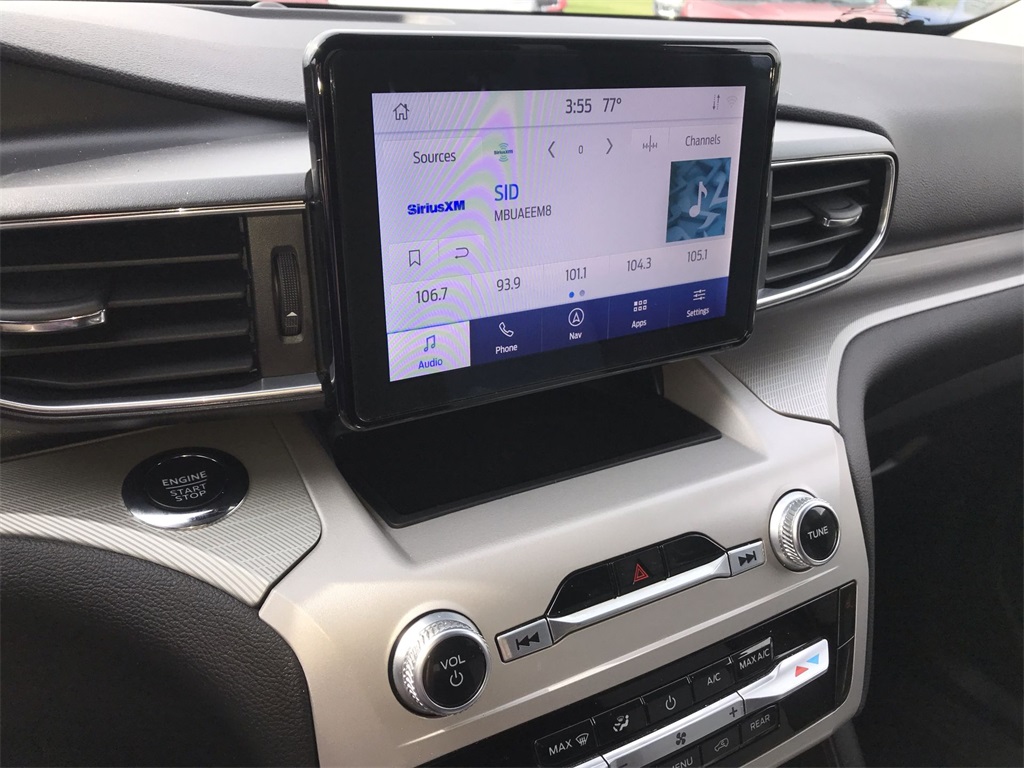 2023 Ford Explorer XLT photo 16