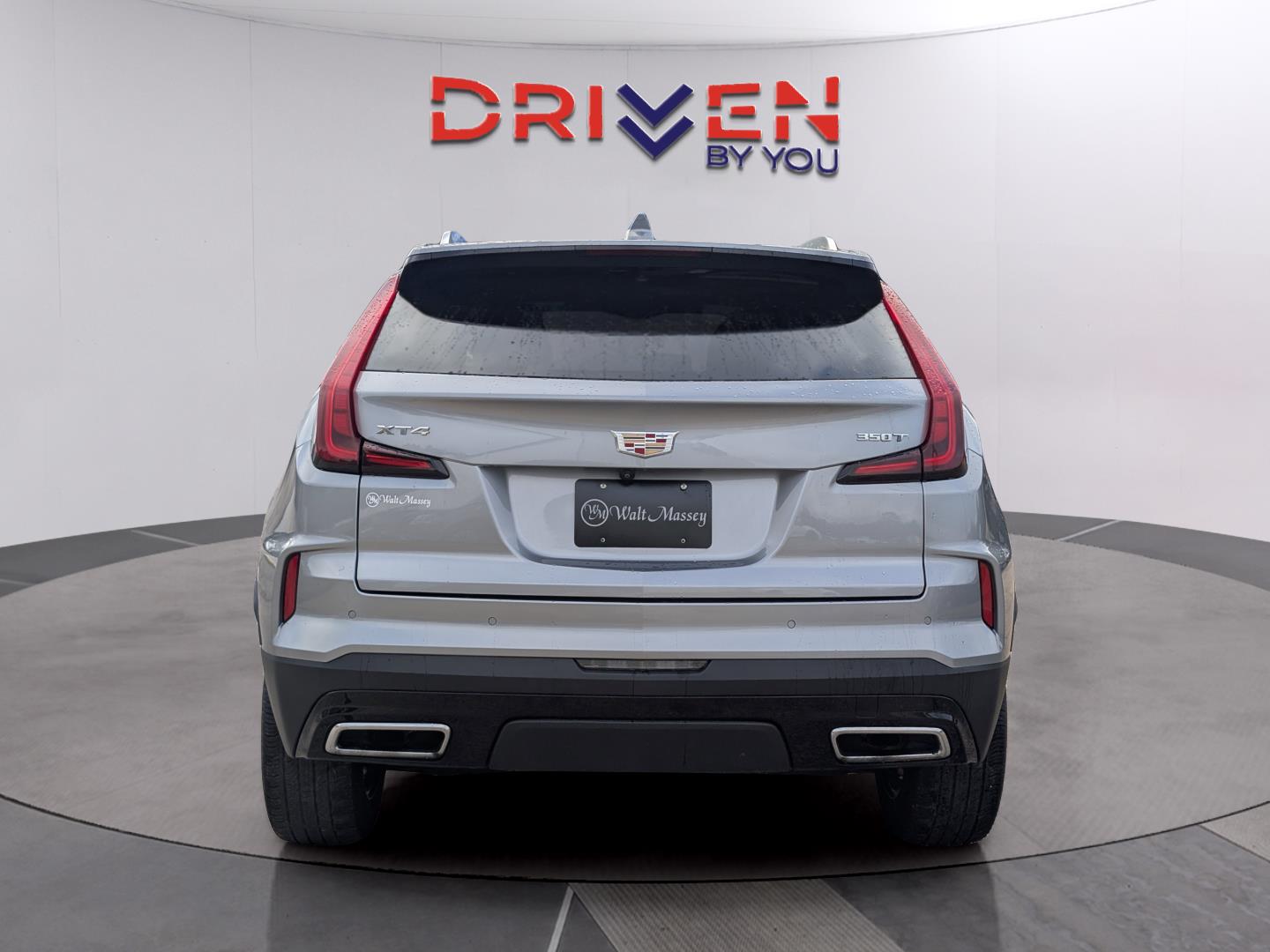 2024 Cadillac XT4 Premium Luxury photo 4