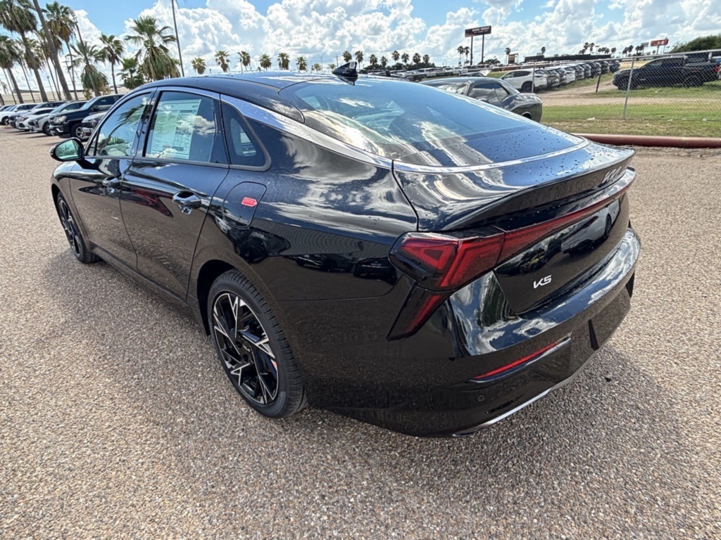 2026 Kia K5 GT-Line photo 5