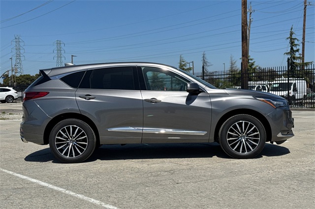 2025 Acura RDX Advance photo 3