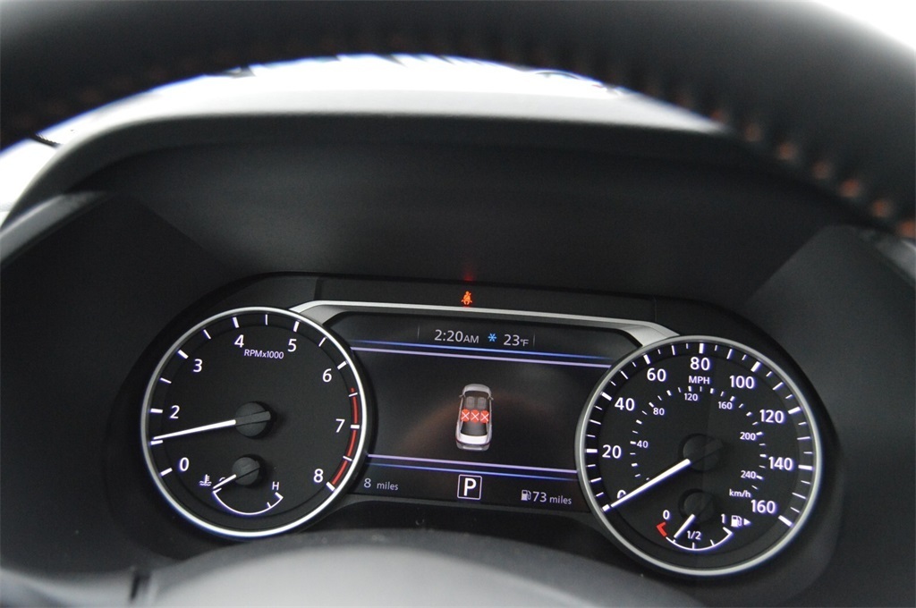 2025 Nissan Sentra SR photo 26