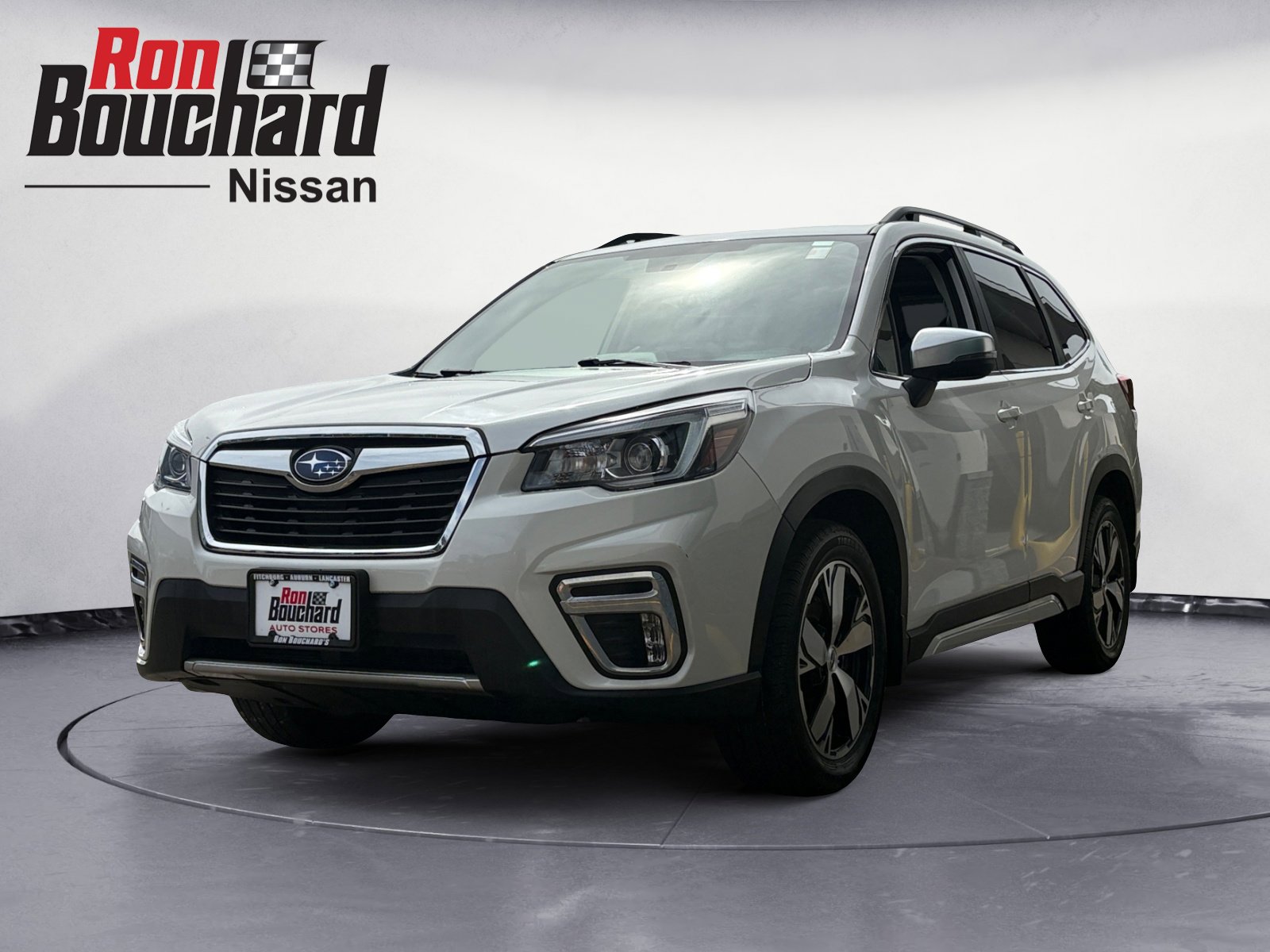 2020 Subaru Forester Touring photo 4