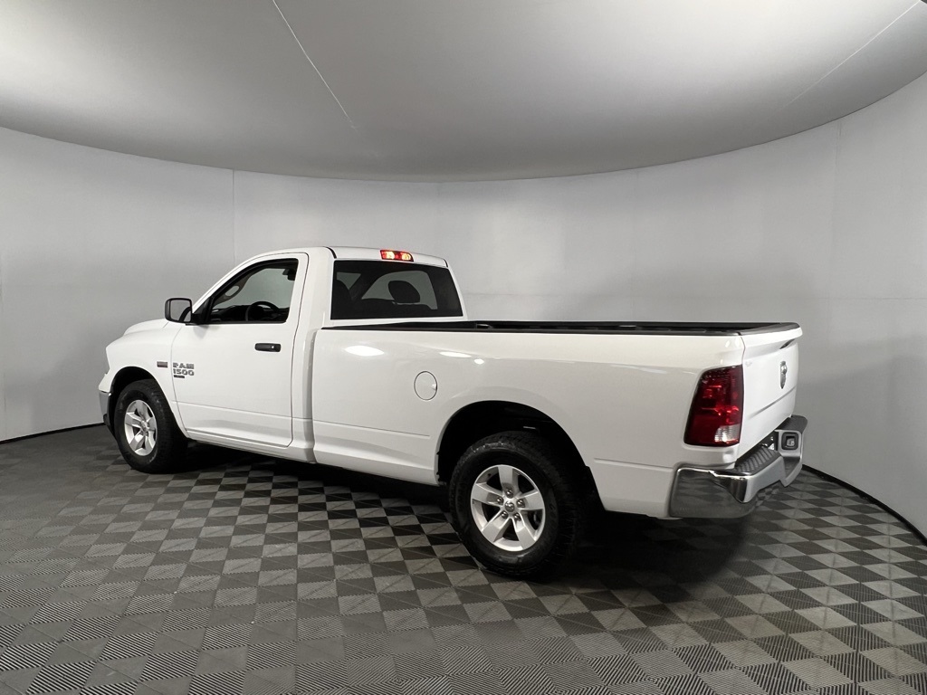 2022 Ram 1500 Classic Tradesman photo 3