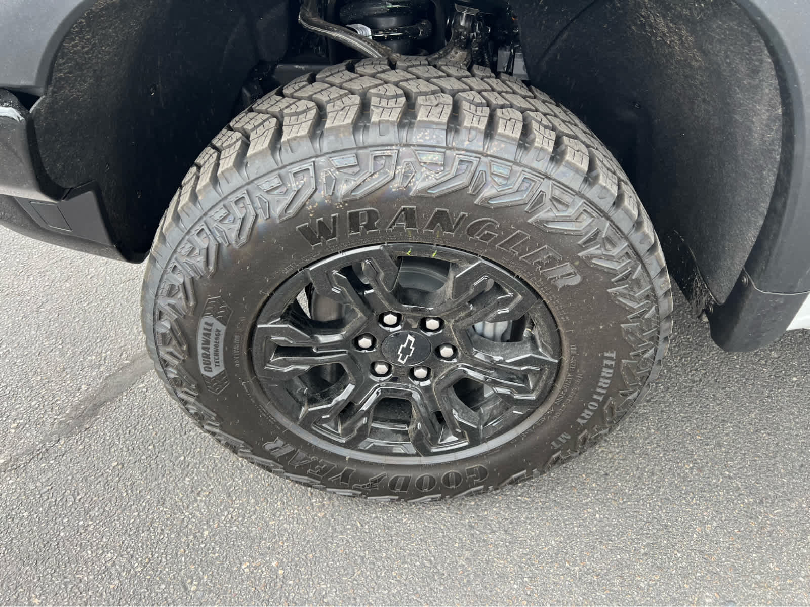 2025 Chevrolet Silverado 1500 ZR2 photo 10