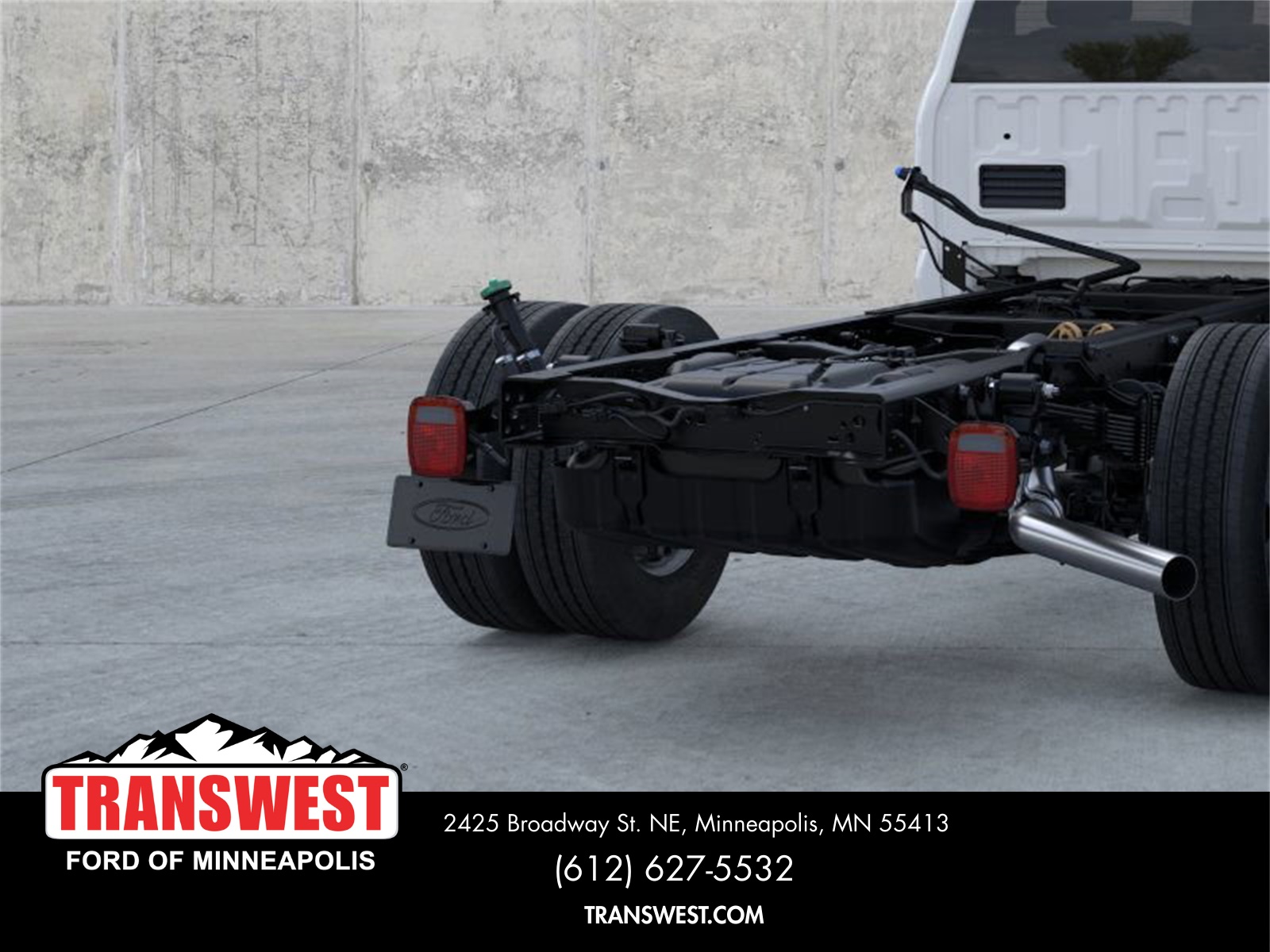 2025 Ford F-600 photo 21