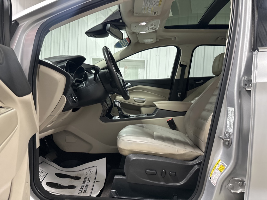 2019 Ford Escape Titanium photo 12