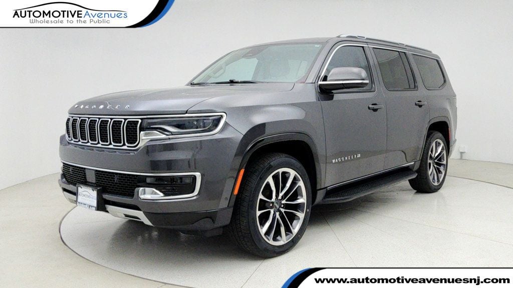 2022 Jeep Wagoneer Series II's photo