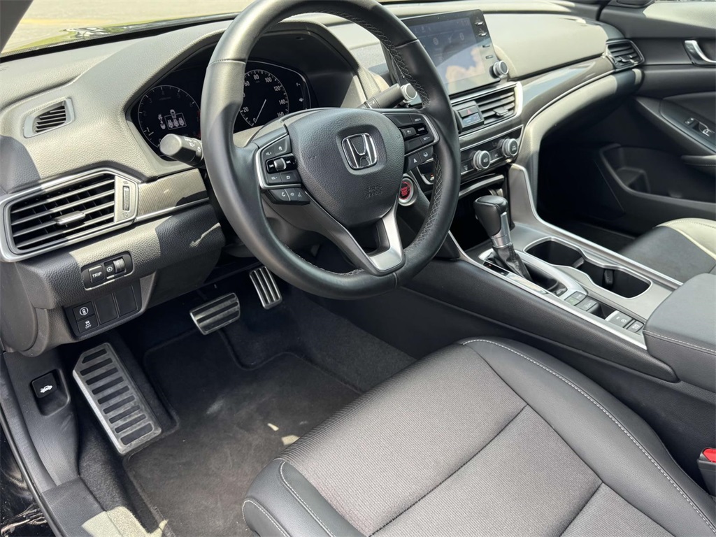 2022 Honda Accord Sport photo 2