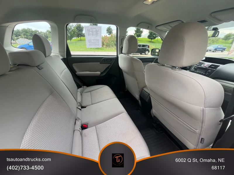 2014 Subaru Forester 2.5i Sport photo 17