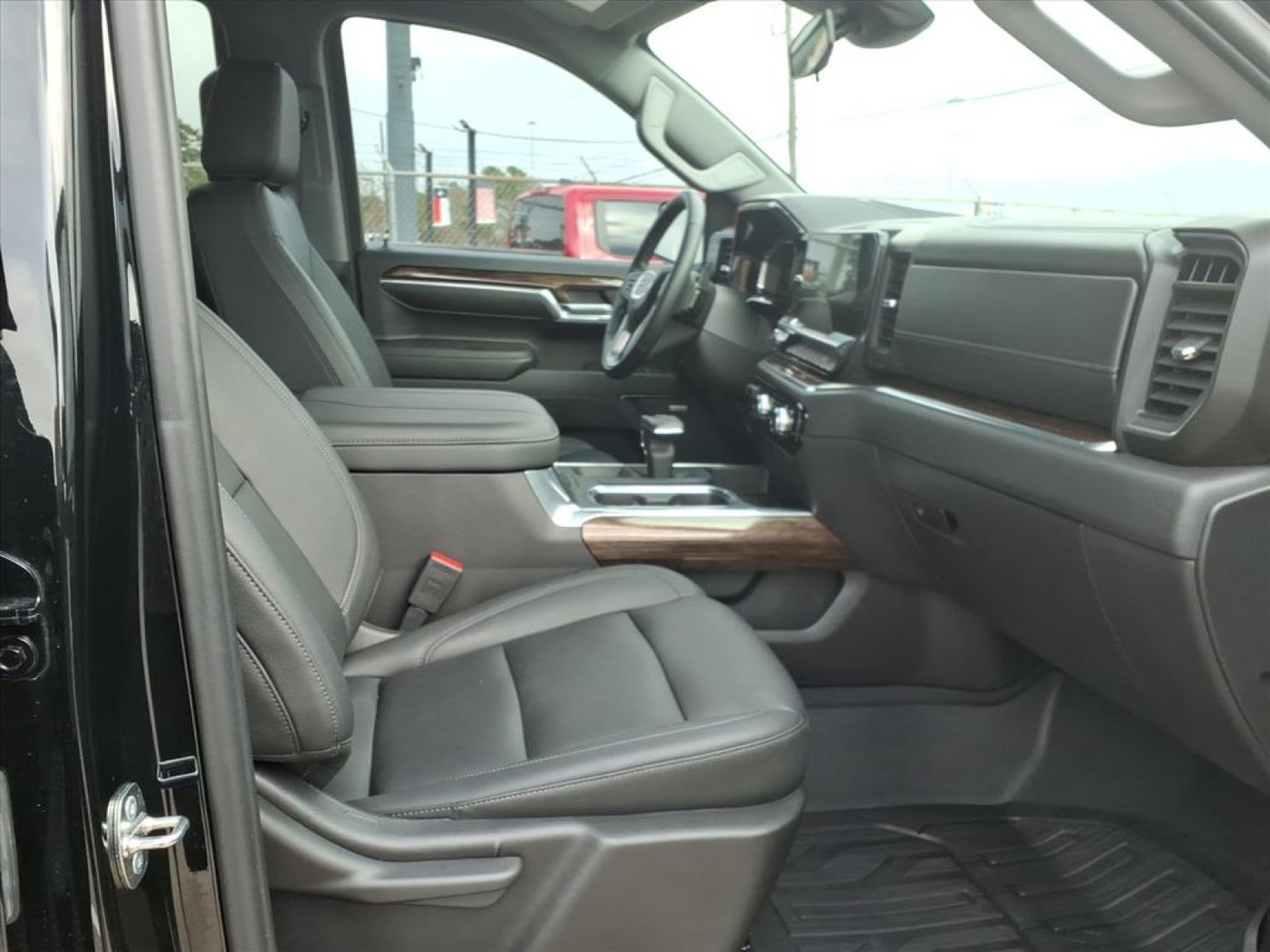 2024 GMC Sierra 1500 Elevation Black at Robbins Nissan