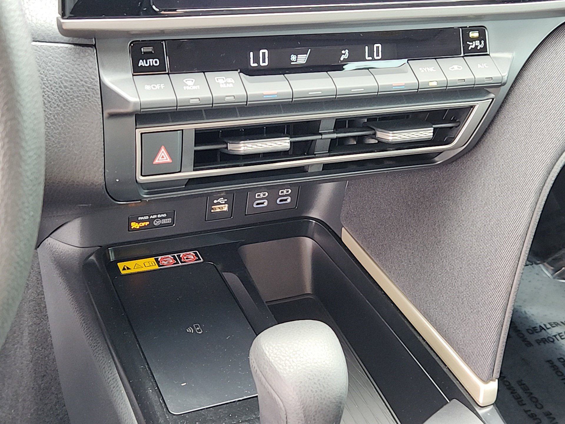 2025 Toyota Camry LE photo 16