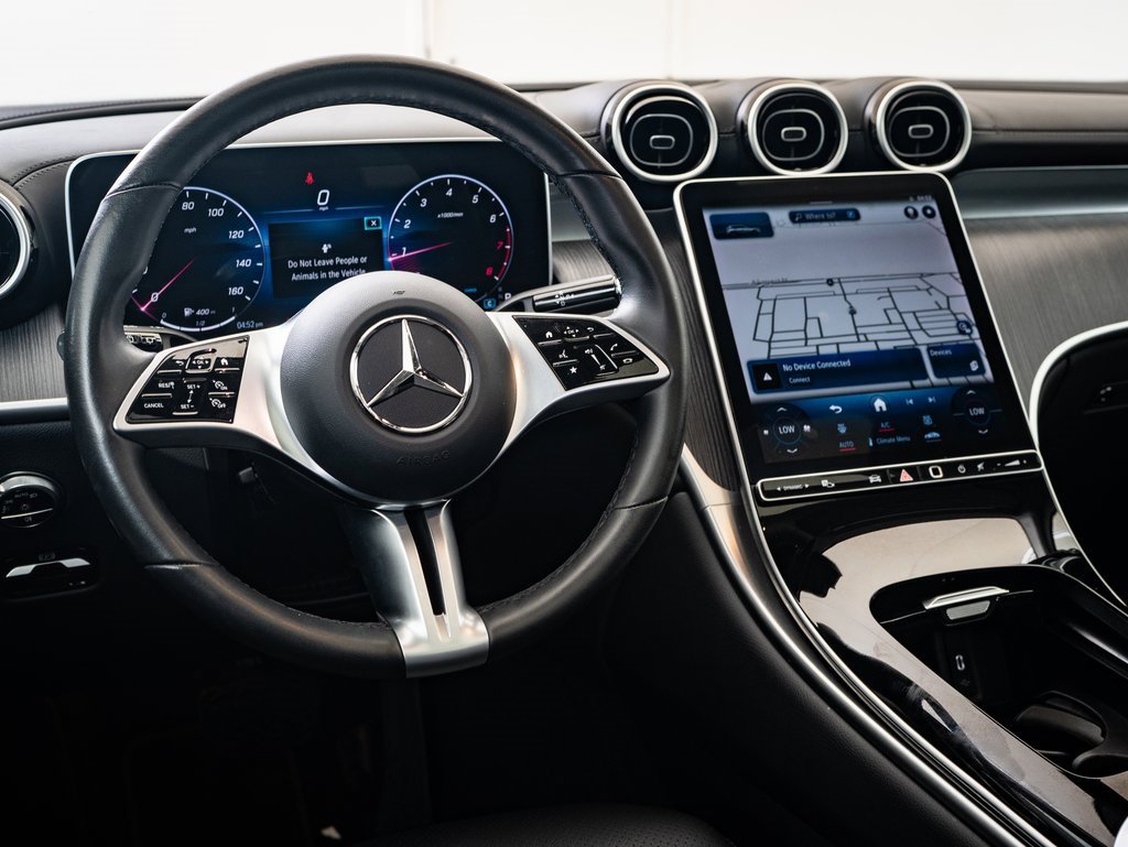 2024 Mercedes Benz GLC 300 4MATIC photo 4