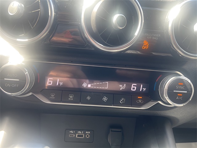 2021 Nissan Sentra SR photo 23