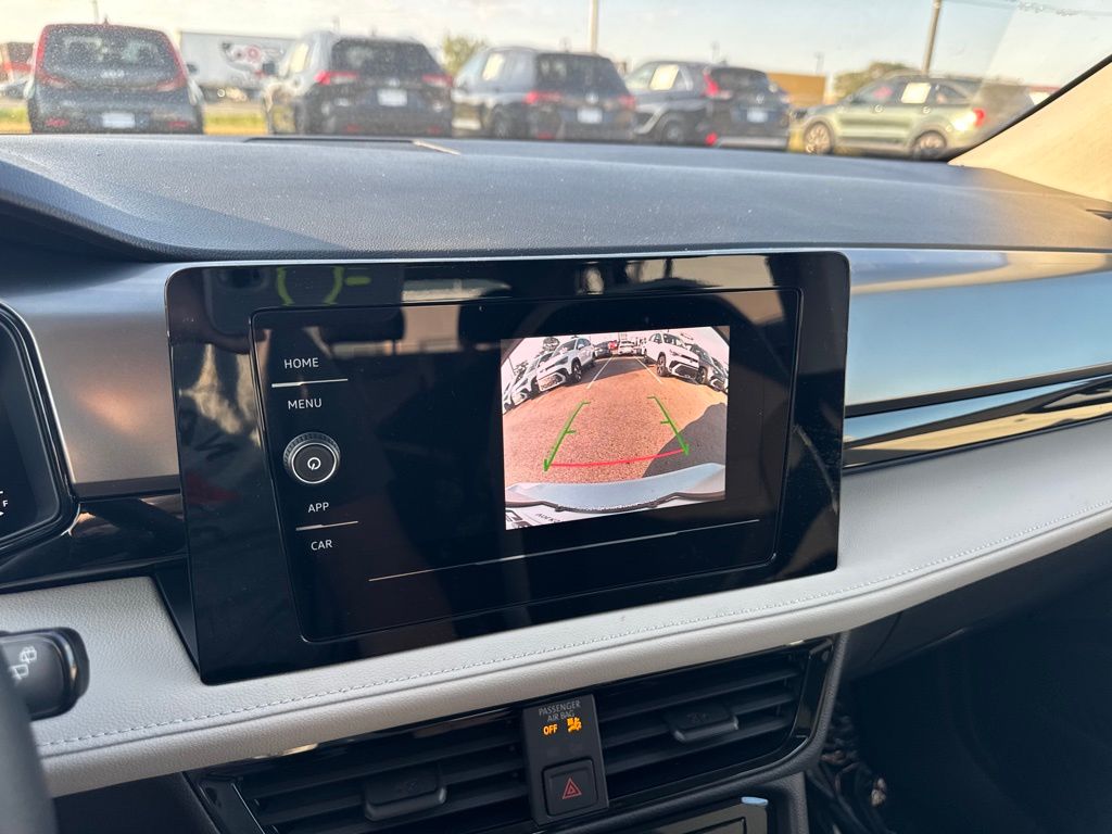 2025 Volkswagen Taos S photo 18