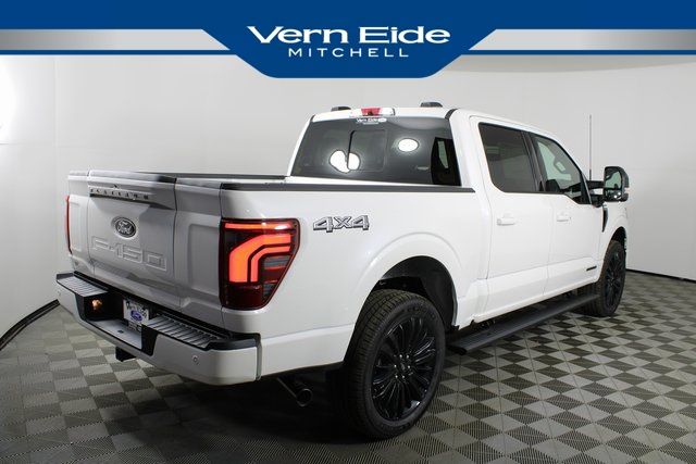 2025 Ford F-150 Platinum photo 4