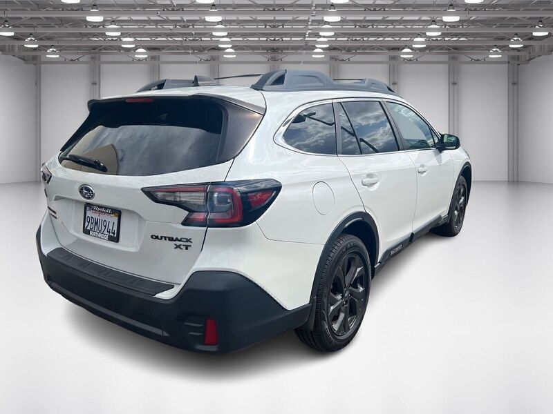 2022 Subaru Outback Onyx Edition XT photo 5