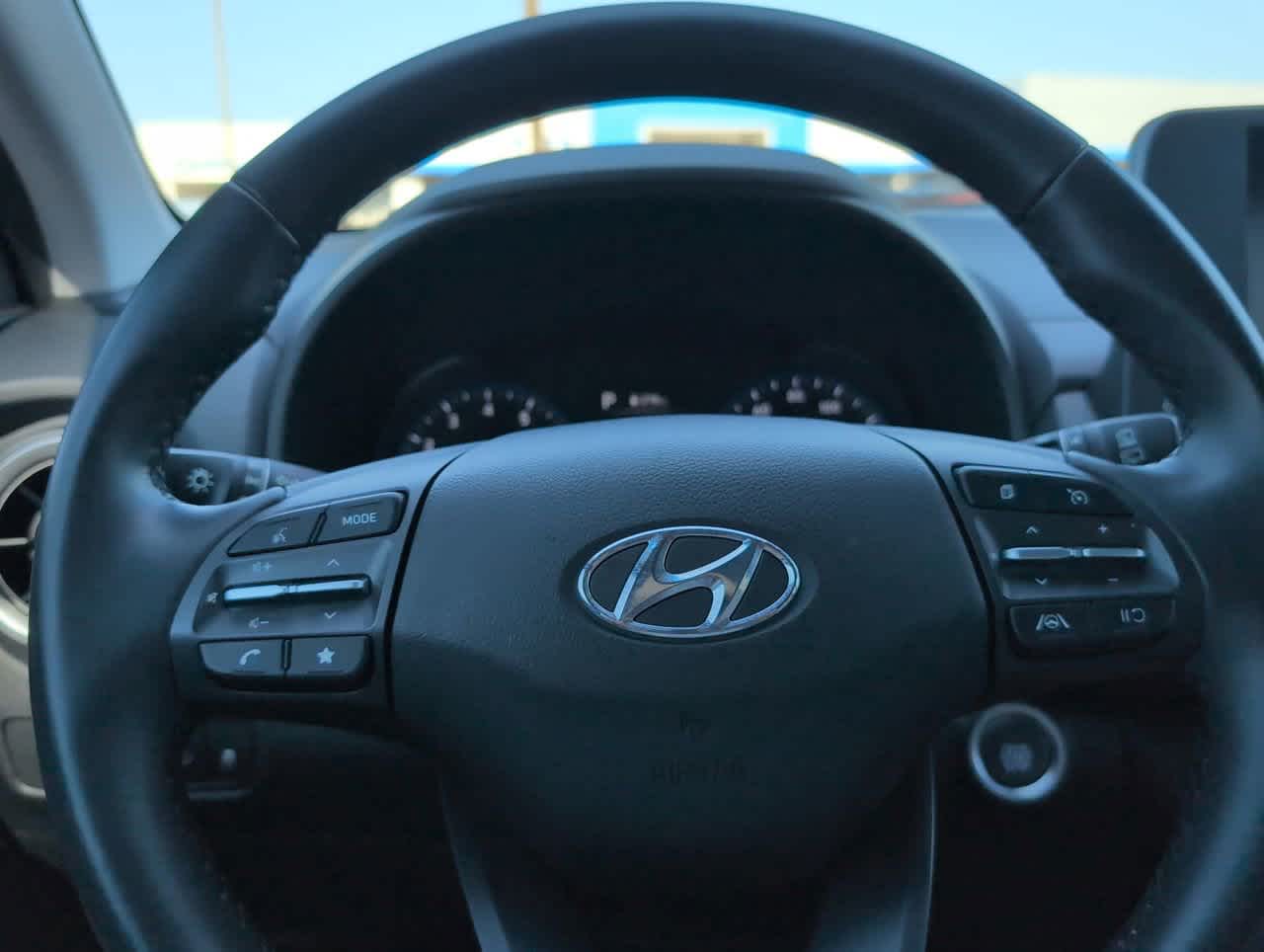 2022 Hyundai Kona SEL photo 29