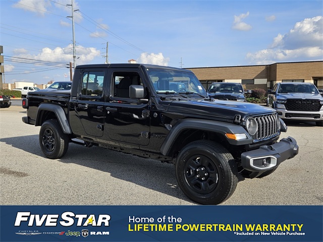 2026 Jeep Gladiator Sport's photo