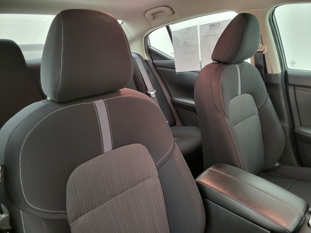 2024 Nissan Sentra SV photo 32